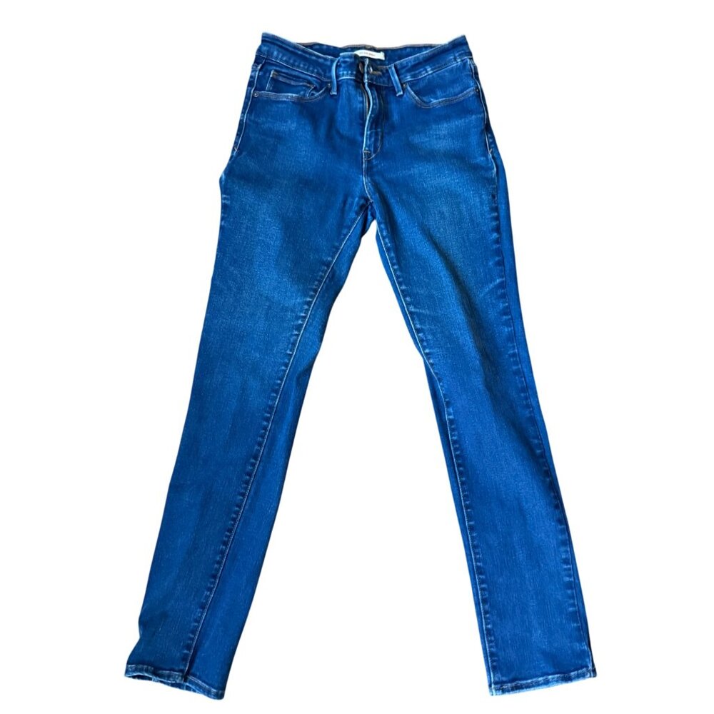 Levi’s Mid Rise Skinny Jeans – Classic Blue Denim, size 8